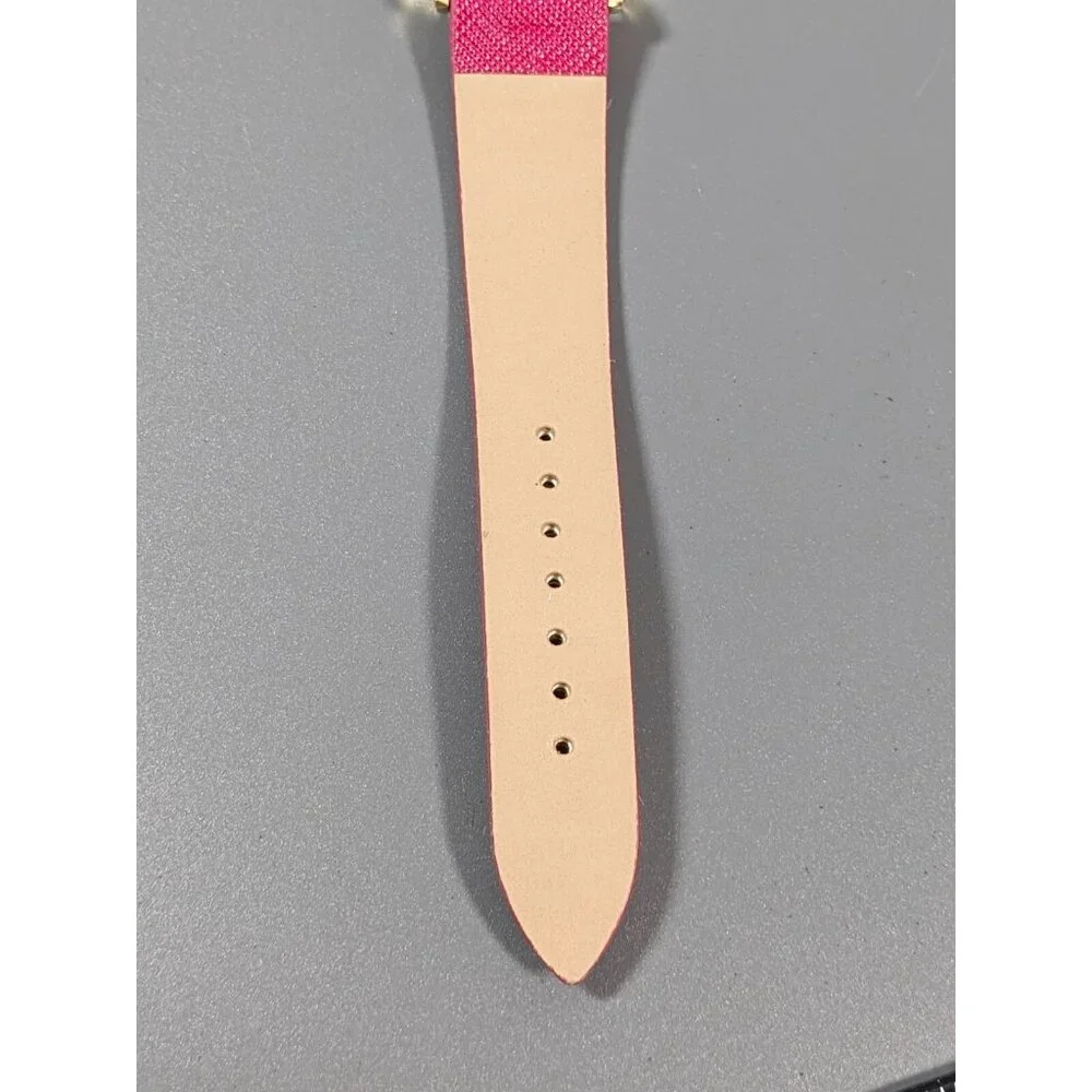 Avon Aurora Strap Watch Pink‎ Faux Leather Textured Gold Tone Classic